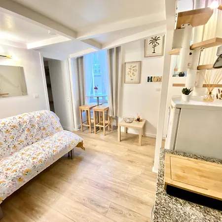 Petit Cocon En Duplex - Centre-ville & A 2 Minutes * 니스