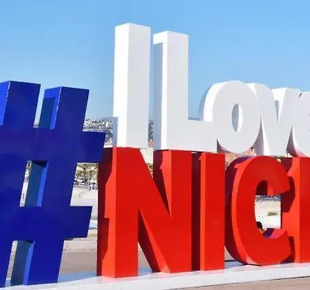 Petit Cocon En Duplex - Centre-ville & A 2 Minutes * 尼斯