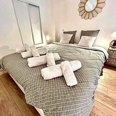 Petit Cocon En Duplex - Centre-ville & A 2 Minutes Appartement Nice